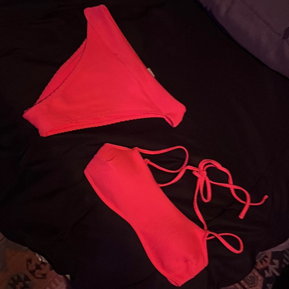 Hollister 2 piece swim suit